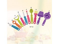 KITCHEN UTENSILS