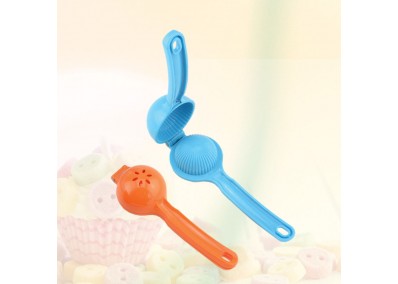 KITCHEN UTENSILS